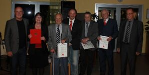 v.l. Daniel Born, Monika Feuerstein, Emil Heiler, Lutz Schöffel, Herbert Oechsler, Josef Steiner, BM Walter Heiler